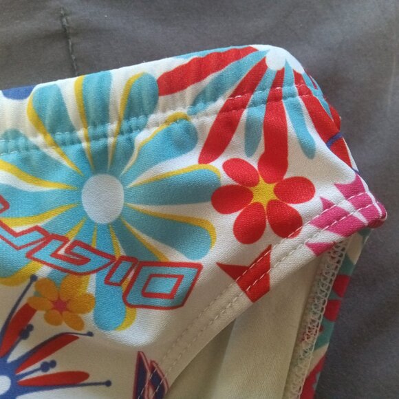 VINTAGE NWOT DIANA SWIM BRIEF, BRIGHT FLOWER DESIGN, SIZE 30". - Picture 3 of 7